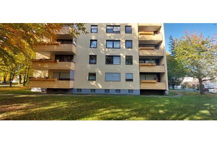 *renovierte 2-Zimmer Wohnung in Augsburg*