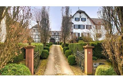 Kleines Paradies: Einzigartiges Anwesen mit vielseitigen Nutzungsmöglichkeiten VERKAUFSSTART - Herrenberg Haslach