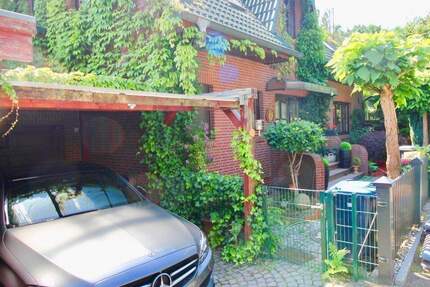 Courtagefrei - perfekt für Familie mit Kindern - Hobbys - Homeoffice - 9-10 Räume über 3 Ebenen - toller Garten + Wellness - Hamburg Eidelstedt