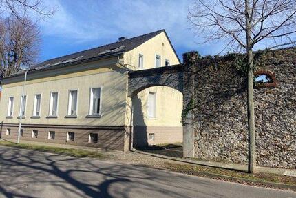 Herrenhaus mit 3 Wohneinheiten 39114 Magdeburg Pechau