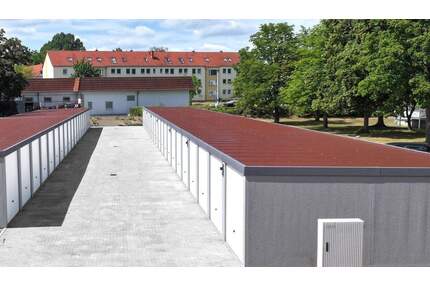 8er Neubau-Garagen-Paket im Garagenhof in Riesa, Am Hang 30 zu erwerben. Jetzt Vermögen schützen!