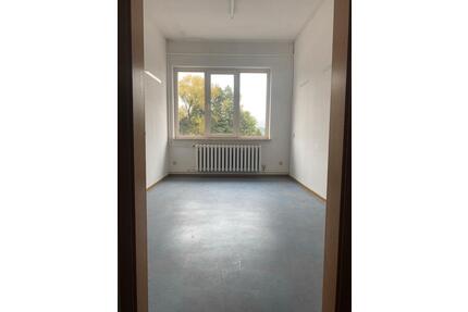 Lagerraum Lagerfläche mieten - 50,00&nbsp;EUR Kaltmiete, ca.&nbsp; 14,00&nbsp;m&sup2; in Meiningen (PLZ: 98617)