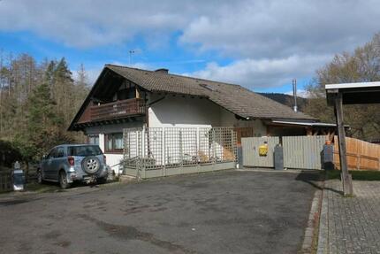 Freistehendes Wohnhaus mit drei Wohnungen | nahe Bad Wildungen - Edertal