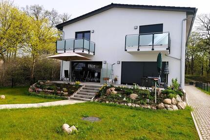 moderne 2-Zimmer Wohnung mit Balkon in Bredereiche - Fürstenberg/Havel