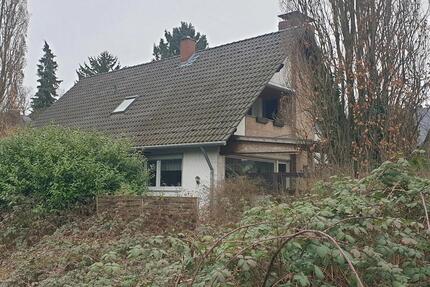 Ein- bis Zweifamilienhaus in Bonn Hangelar - Walsdorf