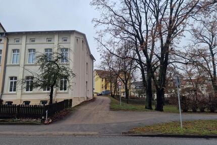 Schöne 3 Zimmer Wohnung mit EBK, Gartennutzung, Stellplatz - Parchim
