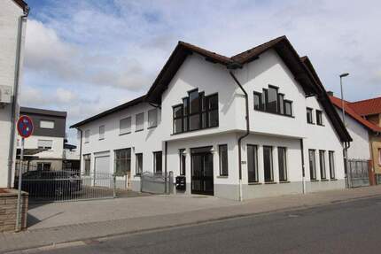 Vielseitiges Gewerbe- und Wohnensemble mit zusätzlichem Baugrundstück in Riedstadt-Leeheim