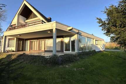 Haus zum Kaufen in Merzenich 469.000,00 € 240 m²