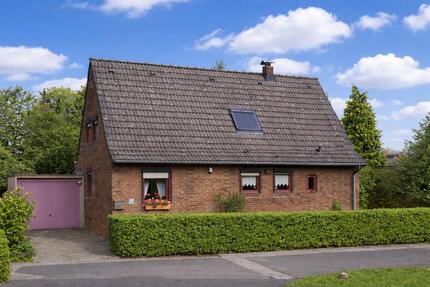 EFH freistehend auf sehr großem Grundstück in Krefeld-Uerdingen - Tönisvorst