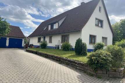 Haus zum Kaufen in Schrozberg 290.000,00 € 185 m²
