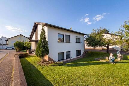 Gemütliches Einfamilienhaus in kleiner Nebenstraße von Dorf im Warndt - Großrosseln / Dorf im Warndt