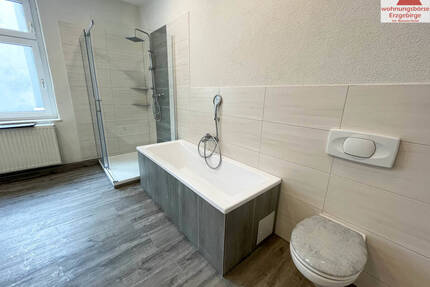 Wohnen mit Stil - Moderne 3-Raum-Wohnung in Aue