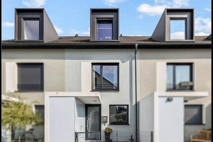 Modernes Reihenmittelhaus in familienfreundlicher Lage - Kaltenkirchen