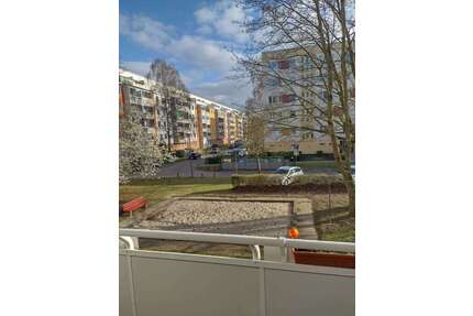 Wohnung zum Kaufen in Rostock 300.000,00 € 74 m²