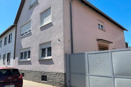 EFH Schifferstadt zur Miete - 1.650,00&nbsp;EUR Kaltmiete, ca.&nbsp; 200,00&nbsp;m&sup2; in Schifferstadt (PLZ: 67105)