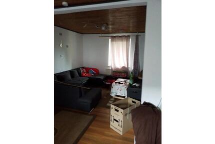 Einfamilienhaus - 1.250,00&nbsp;EUR Kaltmiete, ca.&nbsp; 180,00&nbsp;m&sup2; in Windeck (PLZ: 51570)