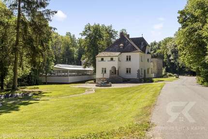 Haus zum Kaufen in Floß 799.000,00 € 316 m²