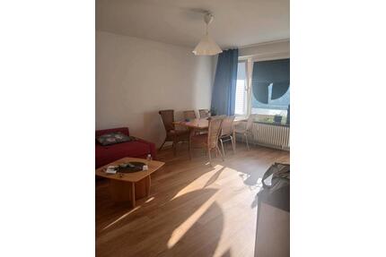 Schöne 1 Zimmerwohnung in Lüneburg Untermiete An Studentinin.
