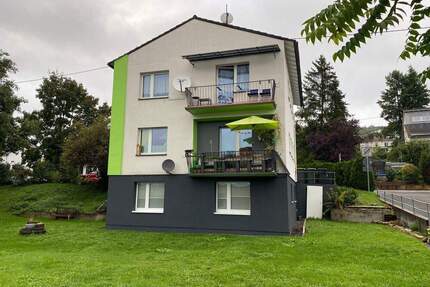 TOP-GELEGENHEIT! Mehrfamilienhaus mit 3 Wohnungen in zentraler Lage von Bad Sobernheim zu verkaufen