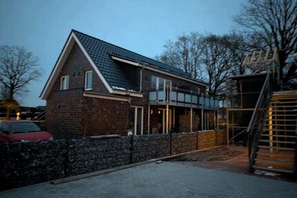 2 ZKB Balkon in 26689 Apen - Nichtraucher Wohnung