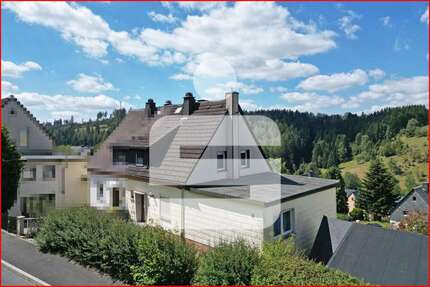Haus zum Kaufen in Tettau 50.000,00 € 125 m²