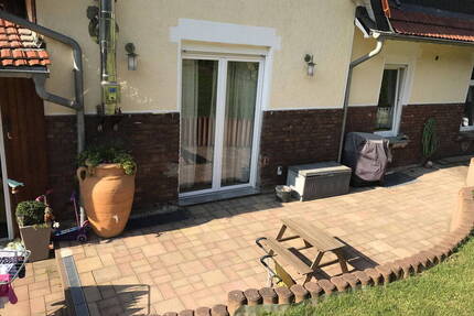 Reiheneckhaus mit Garten, Kamin und Terasse - in Alt-Wetter