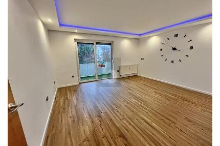 RENOVIERT, MODERN UND GROßZÜGIG - Neusäß