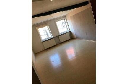 Wohnung 3 ZimmerKücheBad - 750,00&nbsp;EUR Kaltmiete, ca.&nbsp; 95,00&nbsp;m&sup2; in Spangenberg (PLZ: 34286)