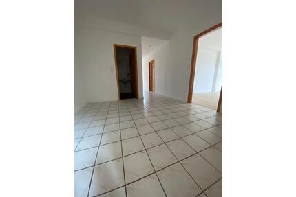 3-Zimmer-Wohnung TOP LAGE 105qm 2 Bäder neu renoviert nahe Werratalsee - Eschwege