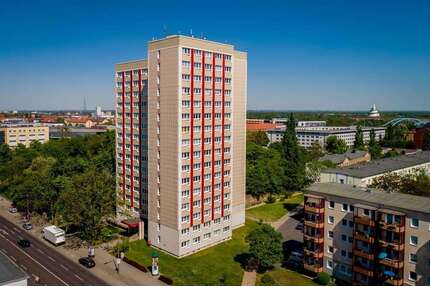 Wohnung zum Mieten in Magdeburg 517,60 € 64.7 m²