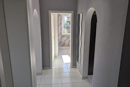 Schöne 3ZKB- Nichtraucherwohnung in Bous