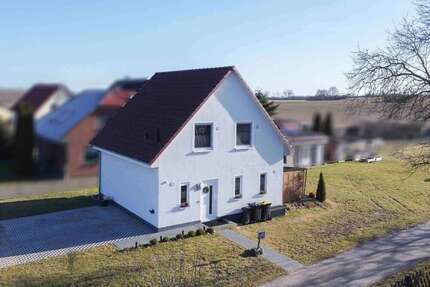 Haus zum Kaufen in Feldberger Seenlandschaft 319.000,00 € 100 m²