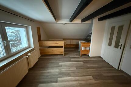 2 Raumwohnung - 220,00&nbsp;EUR Kaltmiete, ca.&nbsp; 42,00&nbsp;m&sup2; in Teutschenthal (PLZ: 06179)