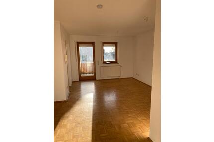 2 Zimmer WohnungBalkonGarageWUG - Weißenburg in Bayern