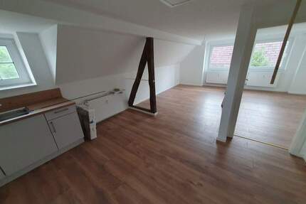 Frisch saniert im letzten Jahr - Wohnung in idyllischer Lage und Dachterasse - Lengenbostel