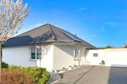 Haus zum Kaufen in Weeze-Wemb 329.000,00 € 101 m²