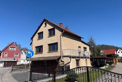 teilsaniertes Einfamilienhaus in ruhiger Lage von Trusetal - Brotterode-Trusetal