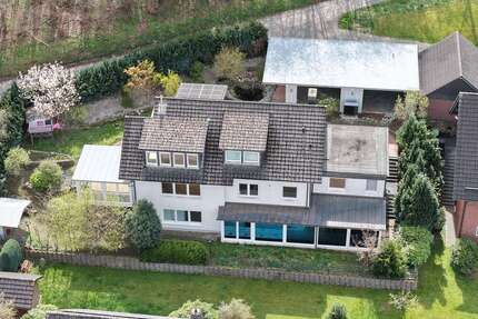 Haus zum Kaufen in Wilnsdorf 480.000,00 € 300 m²