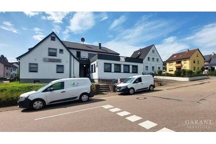 Modernisiertes Mehrfamilienhaus mit vier Wohneinheiten, Garagen und Stellplätze - Gaildorf Unterrot