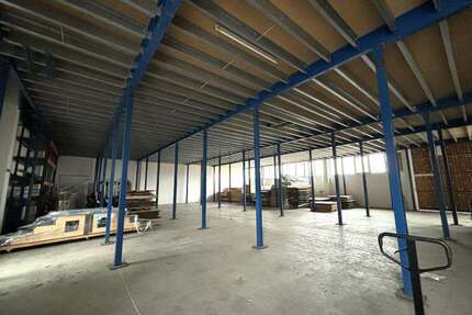 Halle in Wang 5.250,00 € 1500 m²