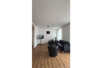 Moderne 2-Zimmer Wohnung mit Balkon & Ausblick sofort verfügbar - Frankfurt am Main Sachsenhausen Süd