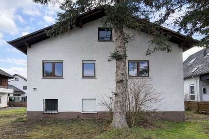 Haus zum Kaufen in Schöffengrund 230.000,00 € 160 m²