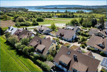Radolfzell-Weinburg Attraktive, großzügige DHH mit Seesicht und ELW, in ruhiger, bevorzugter Lage! - Radolfzell am Bodensee