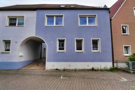 Großzügiges Zweifamilienhaus in zentraler Lage - modernisiert & vielseitig nutzbar - Gunzenhausen