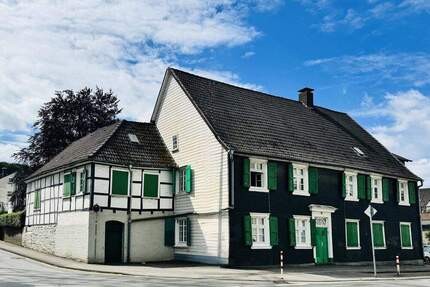 Baudenkmal mit Altbaucharme - Mehrfamilienhaus mit viel Platz in Schwelm