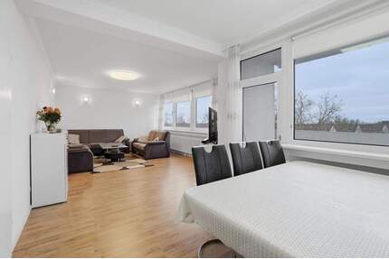 Großzügige 4-Zimmer-Wohnung mit großem Balkon und Garage - 101 m² Wohnkomfort - Mönchengladbach Schrievers