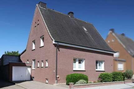 Haus zum Kaufen in Beckum-Neubeckum 328.000,00 € 186 m²