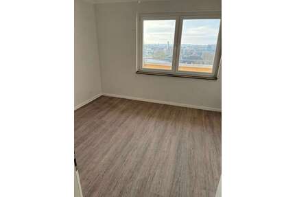 Wohnung zum Mieten in Neuss 499,00 € 57.95 m²