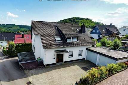 Haus zum Kaufen in Bergneustadt 290.000,00 € 192 m²