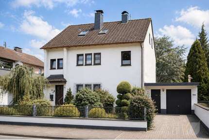 Haus zum Kaufen in Langenfeld 699.000,00 € 174 m²